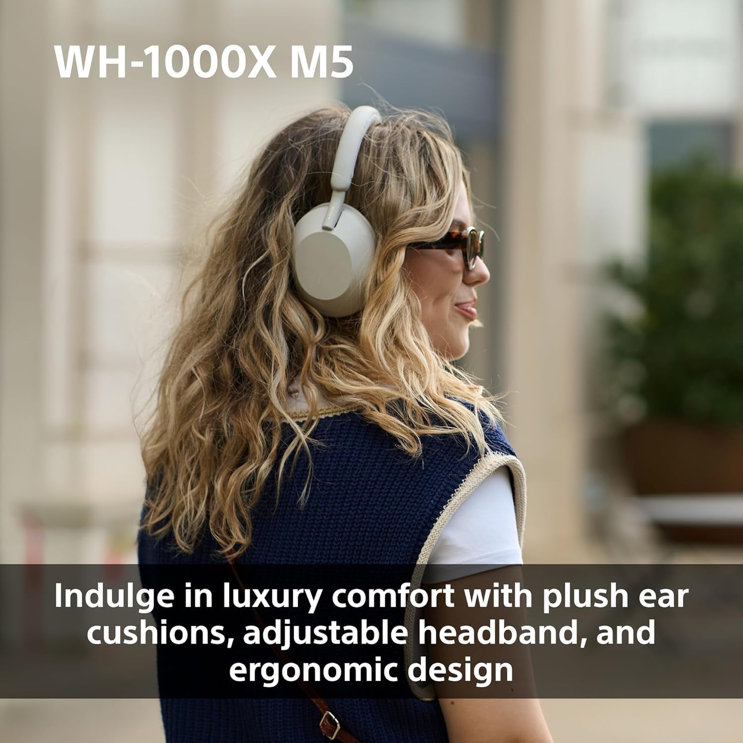 WH-1000XM5 Hard Case Premium Noise Cancelling Wireless Over-Ear Headphones, Bluetooth, Clear Call Quality, Hi-Res Audio, up to 30Hr Battery Life, Includes Hard Case, Ios & Android - Black
