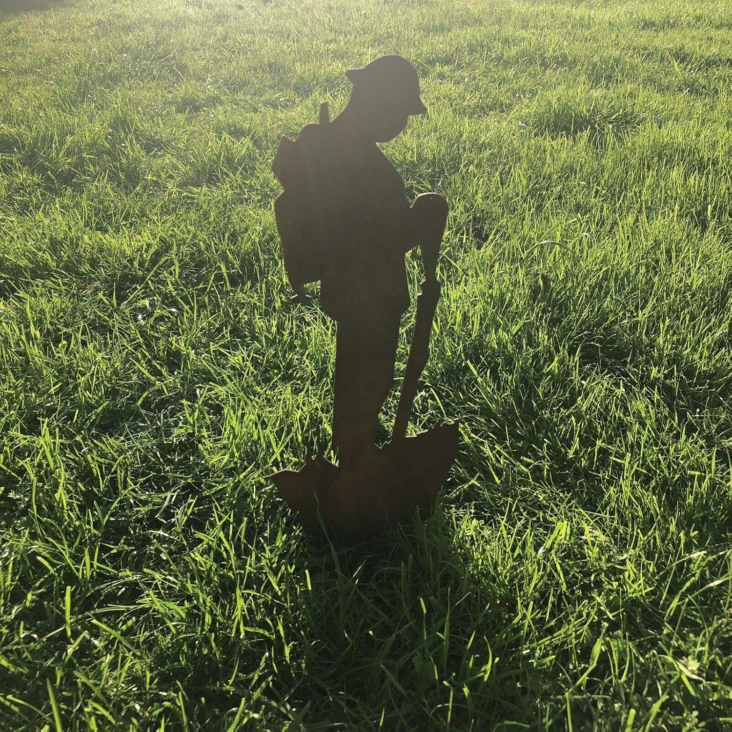 Rusty Metal Soldier Decoration, Tribute, Lest We Forget Display, Rememberance, Garden Feature, Lawn Art, Garden Statue, Army Silhouette, Gift for Veteran, Gift for Him Her