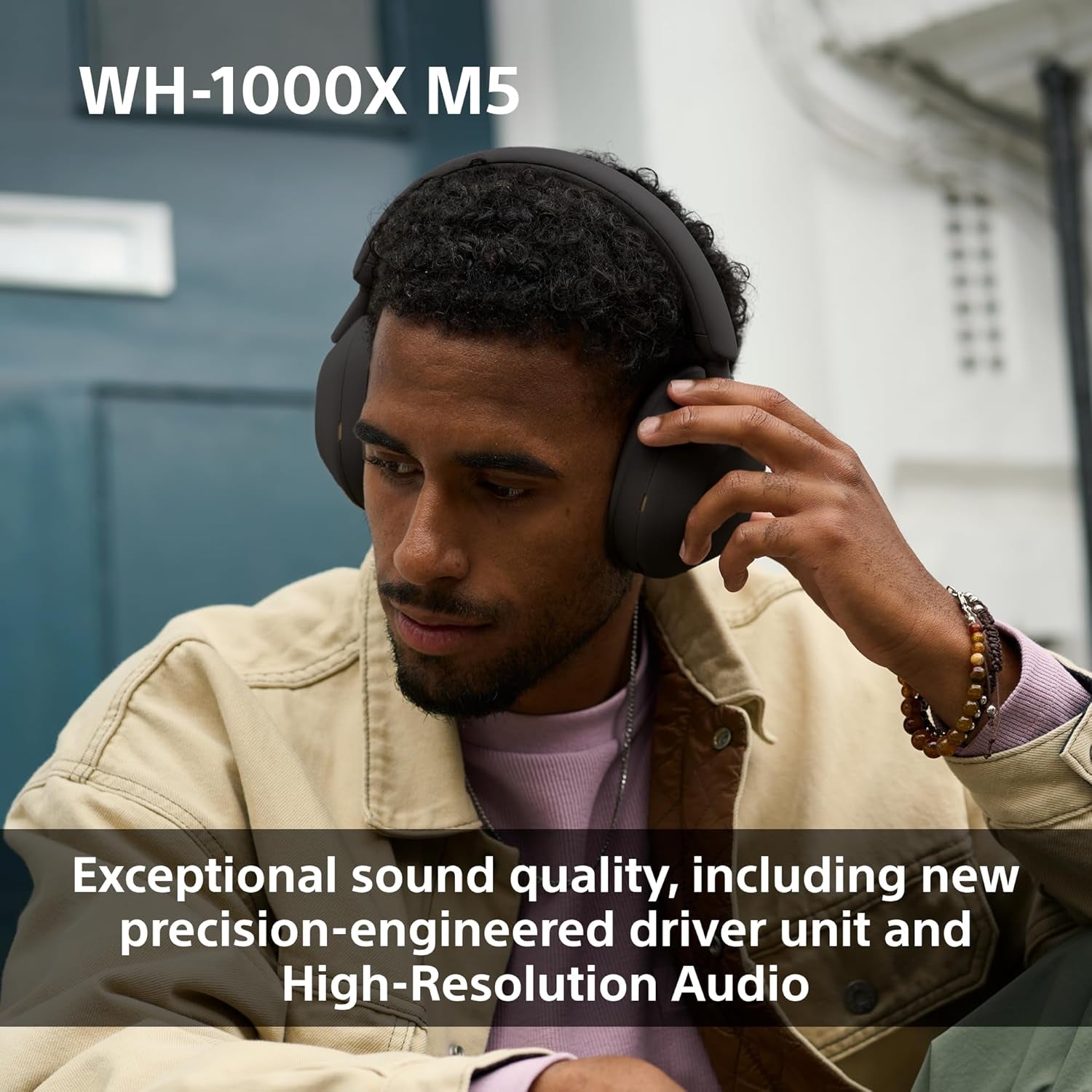 WH-1000XM5 Hard Case Premium Noise Cancelling Wireless Over-Ear Headphones, Bluetooth, Clear Call Quality, Hi-Res Audio, up to 30Hr Battery Life, Includes Hard Case, Ios & Android - Black
